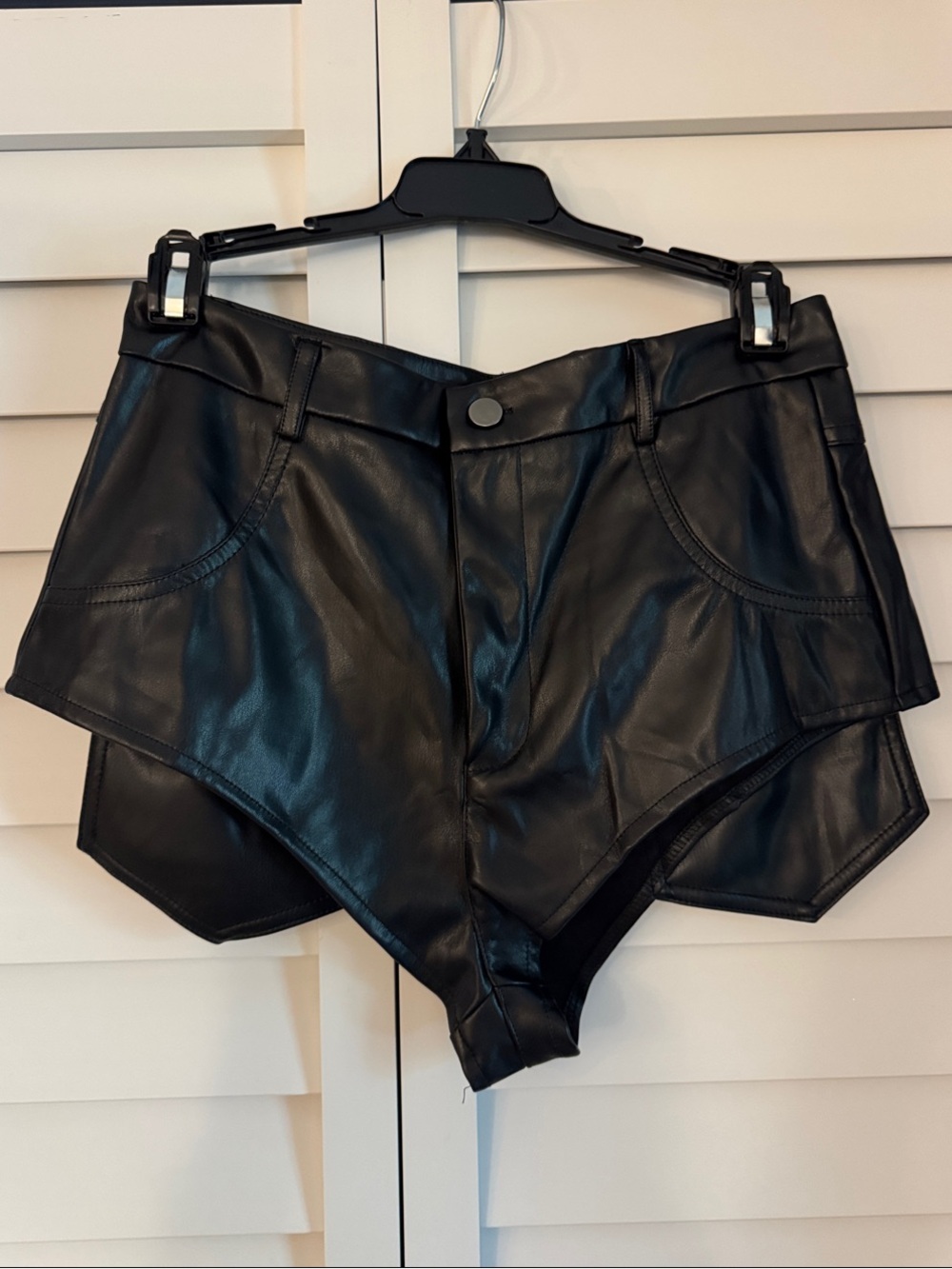 Leather-Look Black Women’s High-Waist Shorts